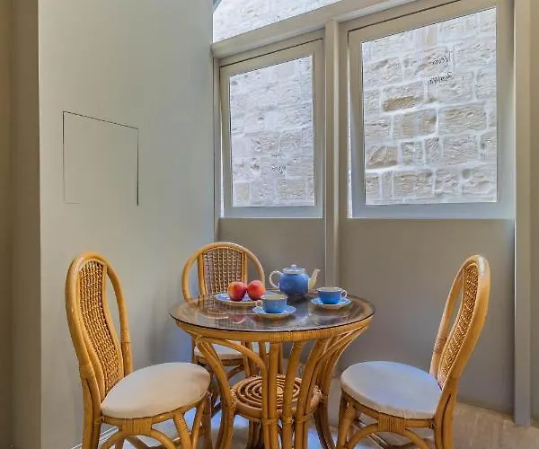 House Of W * Valletta