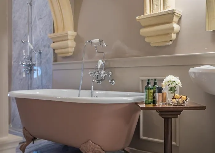 House Of W * Valletta